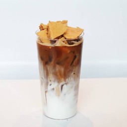 Dalgona Latte