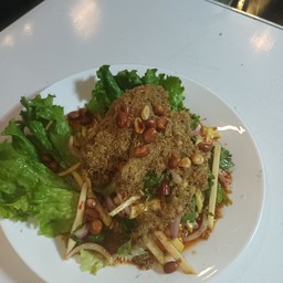 ยำปลาดุกฟู