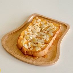 ปังแผ่นเนยอัลมอนด์คาราเมล
