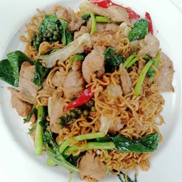 มาม่าขี้เมาหมู