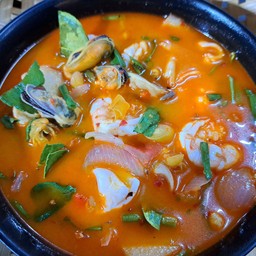 ต้มยำรวมมิตร