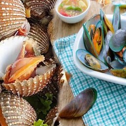 สองเกลือ(หอยแมลงภู่ลวก + หอยแครงลวก)