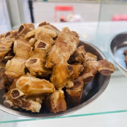 ก๋วยจั๊บซี่โครงหมู