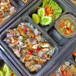 ข้าวหน้าปลาแกะ