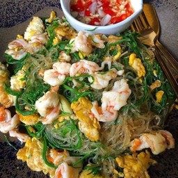 วุ้นเส้นผัดไข่ ( เลือกเนื้อสัตว์เองได้ )