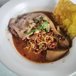 เกาเหลาไก่ตุ๋นต้มยำ