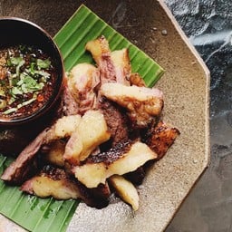 เสือร้องไห้