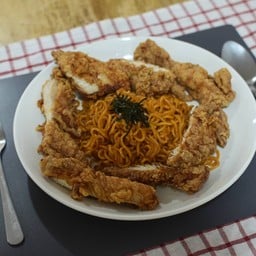 มาม่าเกาหลีเผ็ดแห้งไก่ทอด ไซส์ L