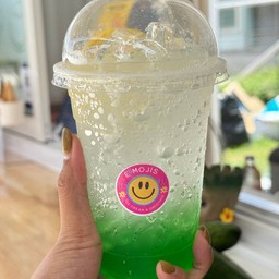 มิ้นท์ อิตาเลียนโซดา