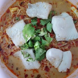 ก๋วยเตี๋ยวต้มยำใส่เนื้อปลาอย่างเดียว