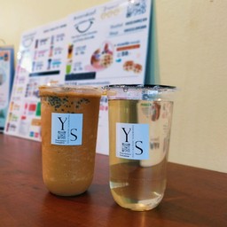 Yasorthon health cafe (ร้านเครื่องดื่มสุขภาพโปรตีนสูง)