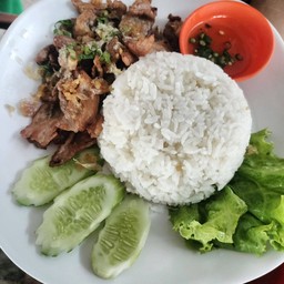 หมูทอดกระเทียม