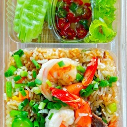 ข้าวผัดไข่ใส่กุ้ง(ร้านได้จากไลน์แมน60฿)