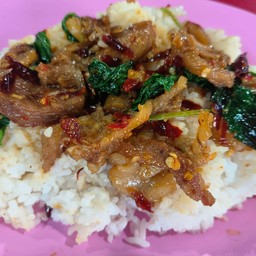 กะเพราหมูตุ๋น