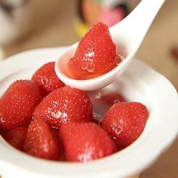สตอเบอร์รี่เชื่อม Strawberry in Syrup
