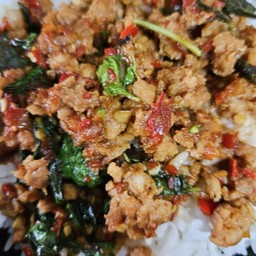 ข้าวกะเพราหมูสับ