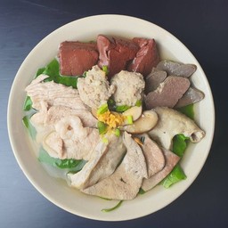 ต้มเลือดหมูเห็ดหอม