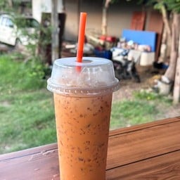 ชาชวนชิมชากาแฟ ผลไม้สดปั่น หน้าปั้มPTบ้านหาดทราย