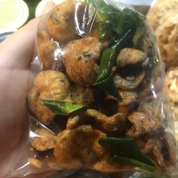 หมูกรอบปรุงรส เจ