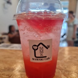 สตอเบอร์รี่โซดา