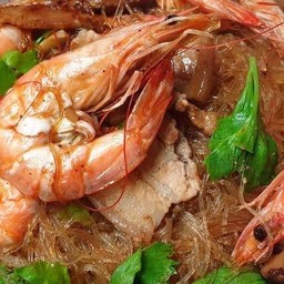 กุ้งอบวุ้นเส้น