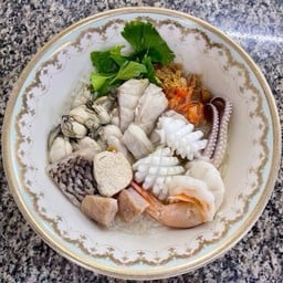 ข้าวต้มปลากระพงทุกอย่าง
