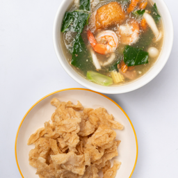 เส้นกรอบราดหน้า