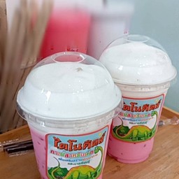 นมชมพูเย็น