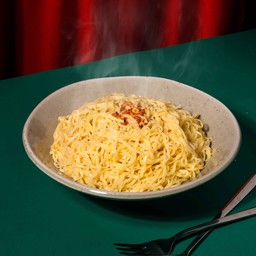 บะหมี่ไข่คลุกซอสปีนัง