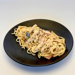 สปาเก็ตตี้ซอสครีมเห็ด