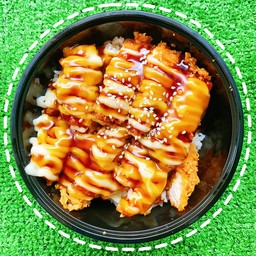 ข้าวไก่ทอดราดซอสเทริยากิ+มายองเนส