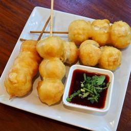 ลูกชิ้นทอดริมน้ำ(ริมน่านสาขา2)