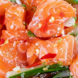 ยำเเซลมอนเล็ก 40 กรัม 60.-