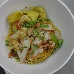 บะหมี่2ก้อนหมูแดง