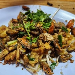 วรีย์โภชนา หอยทอด ผัดไท