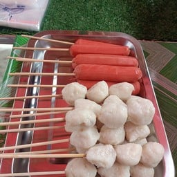 ลูกชิ้นทอด