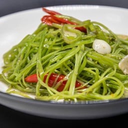 ผัดผักบุ้งฝอย.