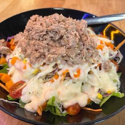 สลัดทูน่า