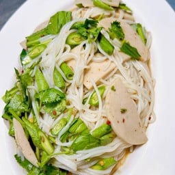 ยำขนมจีน