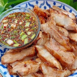 คอหมูย่าง(น้ำจิ้มแจ่ว)