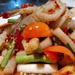 ตำไหลบัวกุ้งสด กุ้งสุก