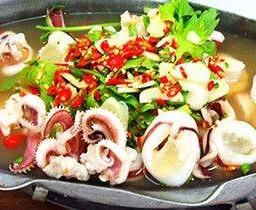 ปลาหมึกนึ่งมะนาว