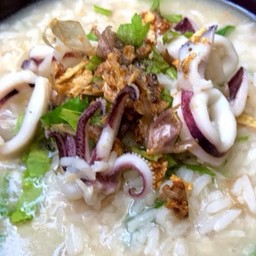 ข้าวต้มปลาหมึก