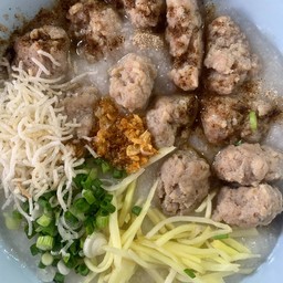 โจ๊กหมูล้วนไม่ใส่ไข่