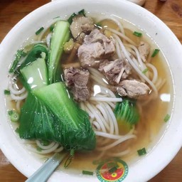 排骨面ก๋วยเตี๋ยวซี่โครงหมู