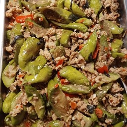 ผัดมะเขือยาวหมูสับ