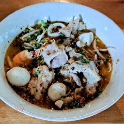 ก๋วยเตี๋ยวดู๋ดี๋ ต้มยำมะนาวสด ณ พรพิมาน บ้านสวนป่า