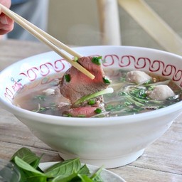 เฝอเนื้อ