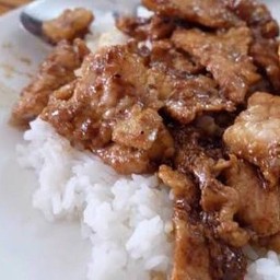 ข้าวหมูทอด