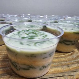 เค้กลอดช่องวัดเจษ